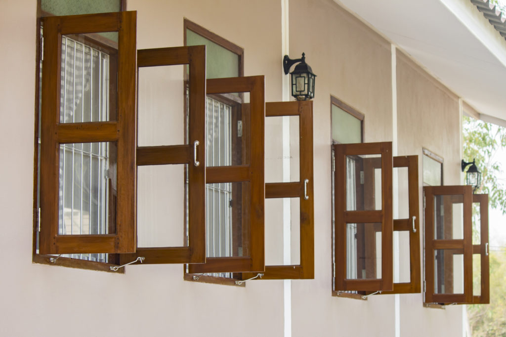 5 Things to Make Wood Windows More Appealing to Your Home