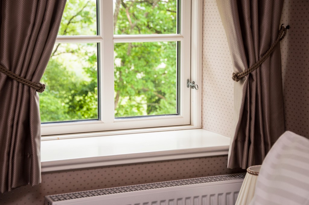 5 Ways You Can Liven Up the Windows Throughout your Home